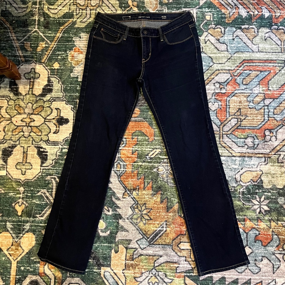 Levi's Mid Rise Straight Jeans